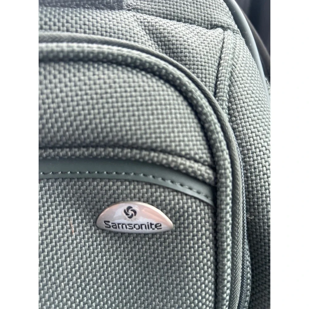Samsonite Green Ballistic Nylon Travel Carry-On Bag‎ Multi-Pocket Utility Duffle